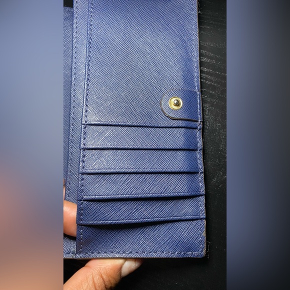 Michael Kors Selma Handbag with Michael Kors Wallet and Duster Bag - Picture 17 of 17